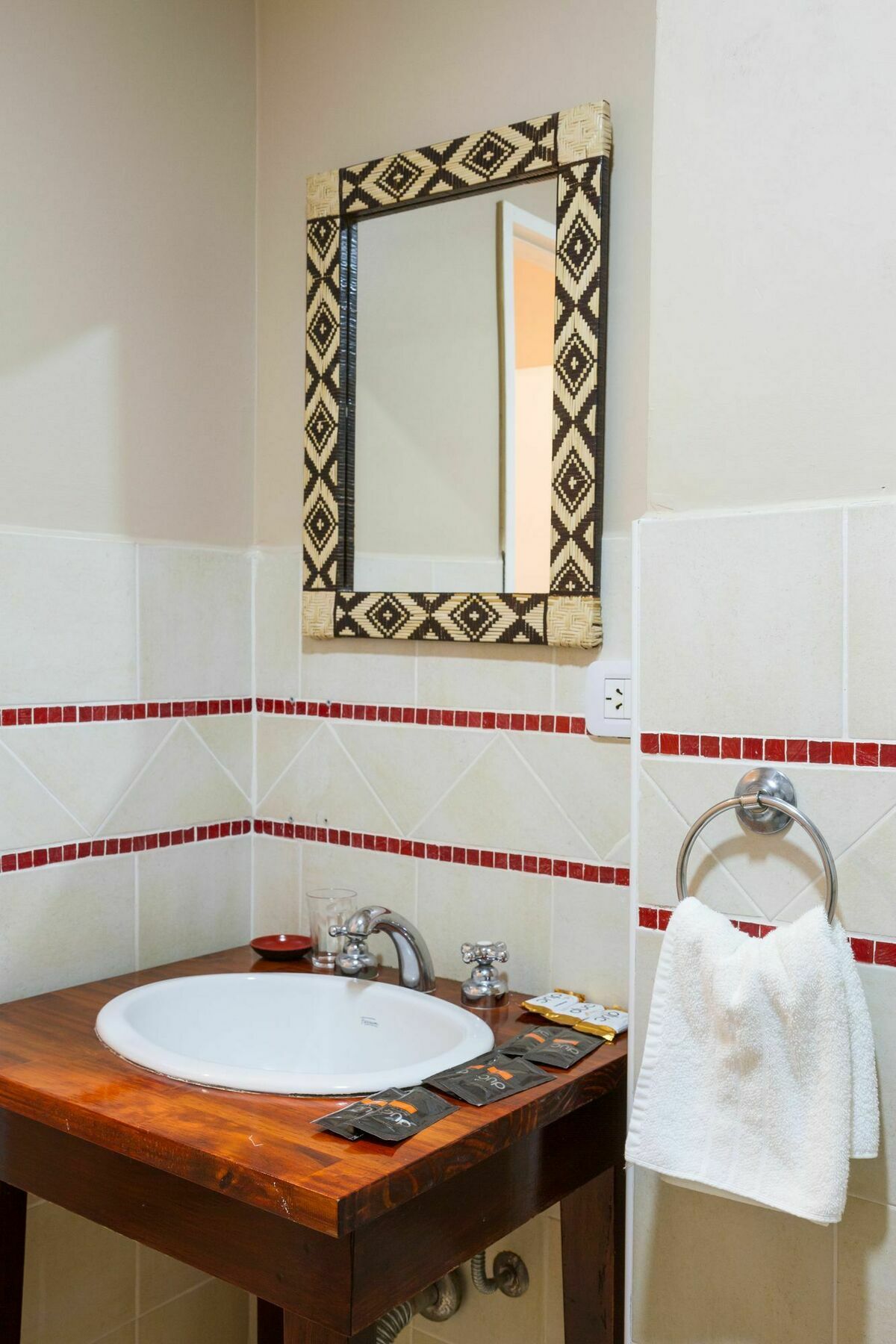 Tangoinn Club Iguazu Party Luxury Hostel 푸에르토이과수 외부 사진
