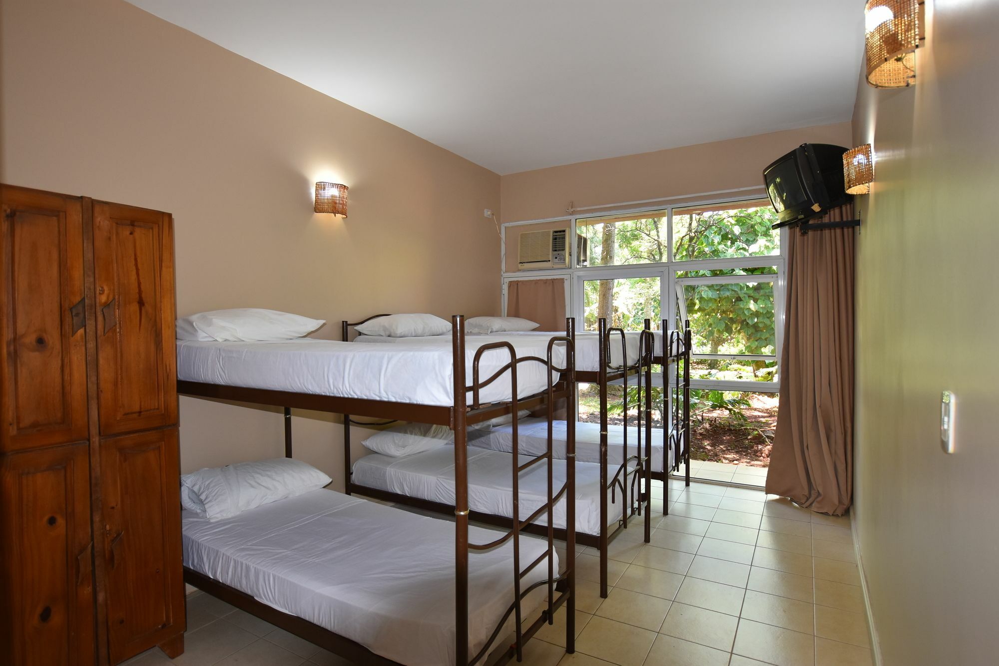 Tangoinn Club Iguazu Party Luxury Hostel 푸에르토이과수 외부 사진