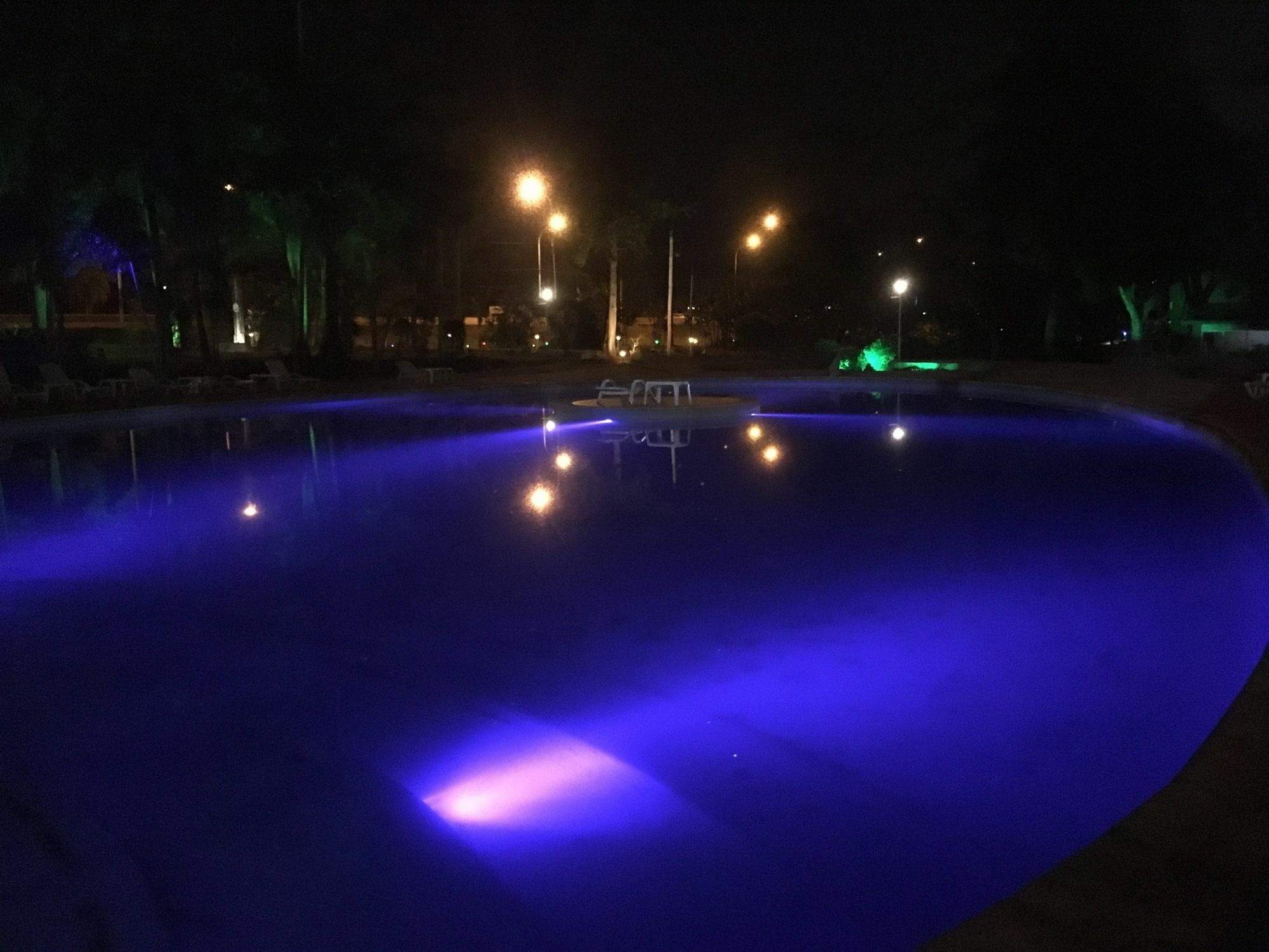 Tangoinn Club Iguazu Party Luxury Hostel 푸에르토이과수 외부 사진