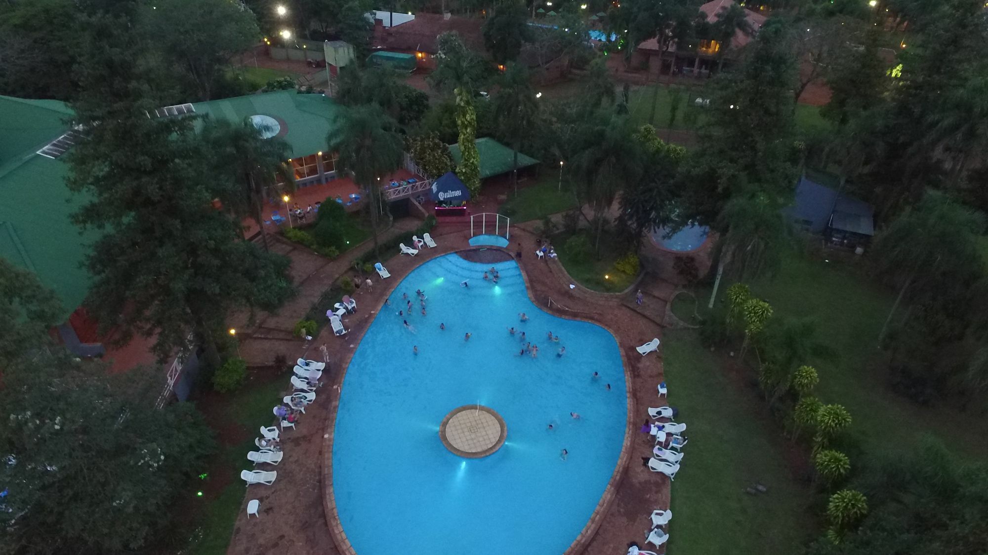 Tangoinn Club Iguazu Party Luxury Hostel 푸에르토이과수 외부 사진