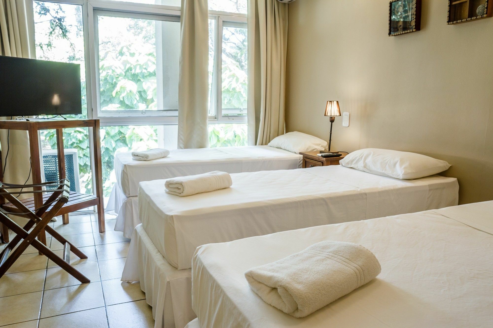 Tangoinn Club Iguazu Party Luxury Hostel 푸에르토이과수 외부 사진