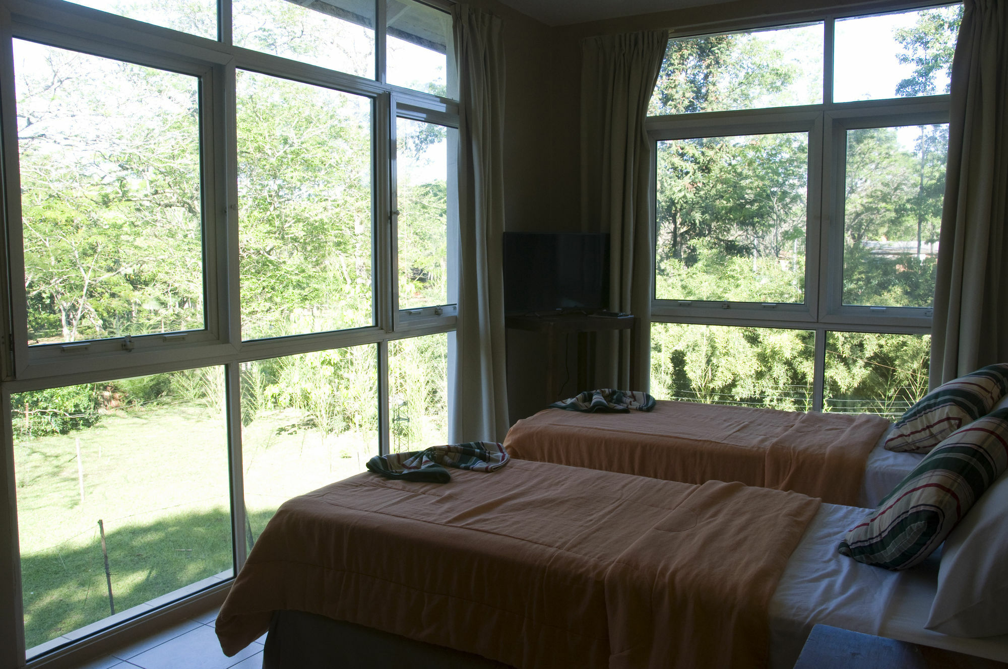 Tangoinn Club Iguazu Party Luxury Hostel 푸에르토이과수 외부 사진