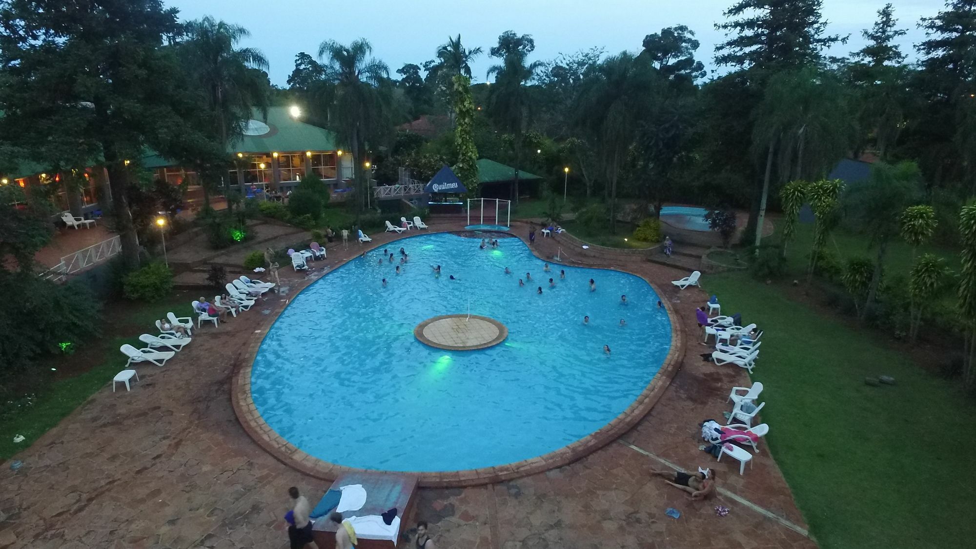 Tangoinn Club Iguazu Party Luxury Hostel 푸에르토이과수 외부 사진
