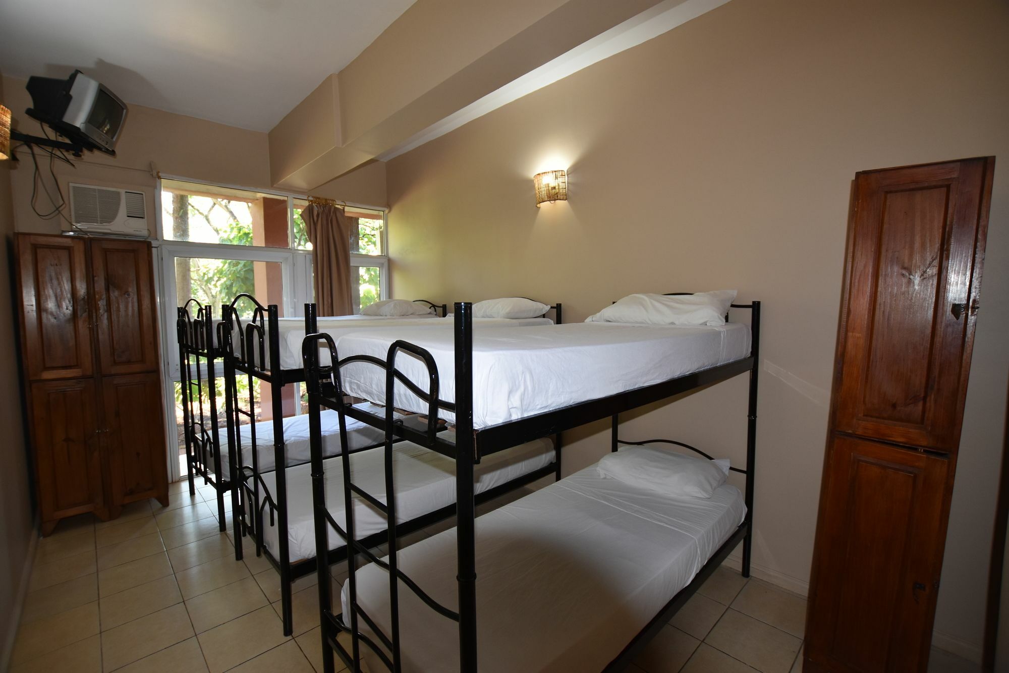 Tangoinn Club Iguazu Party Luxury Hostel 푸에르토이과수 외부 사진