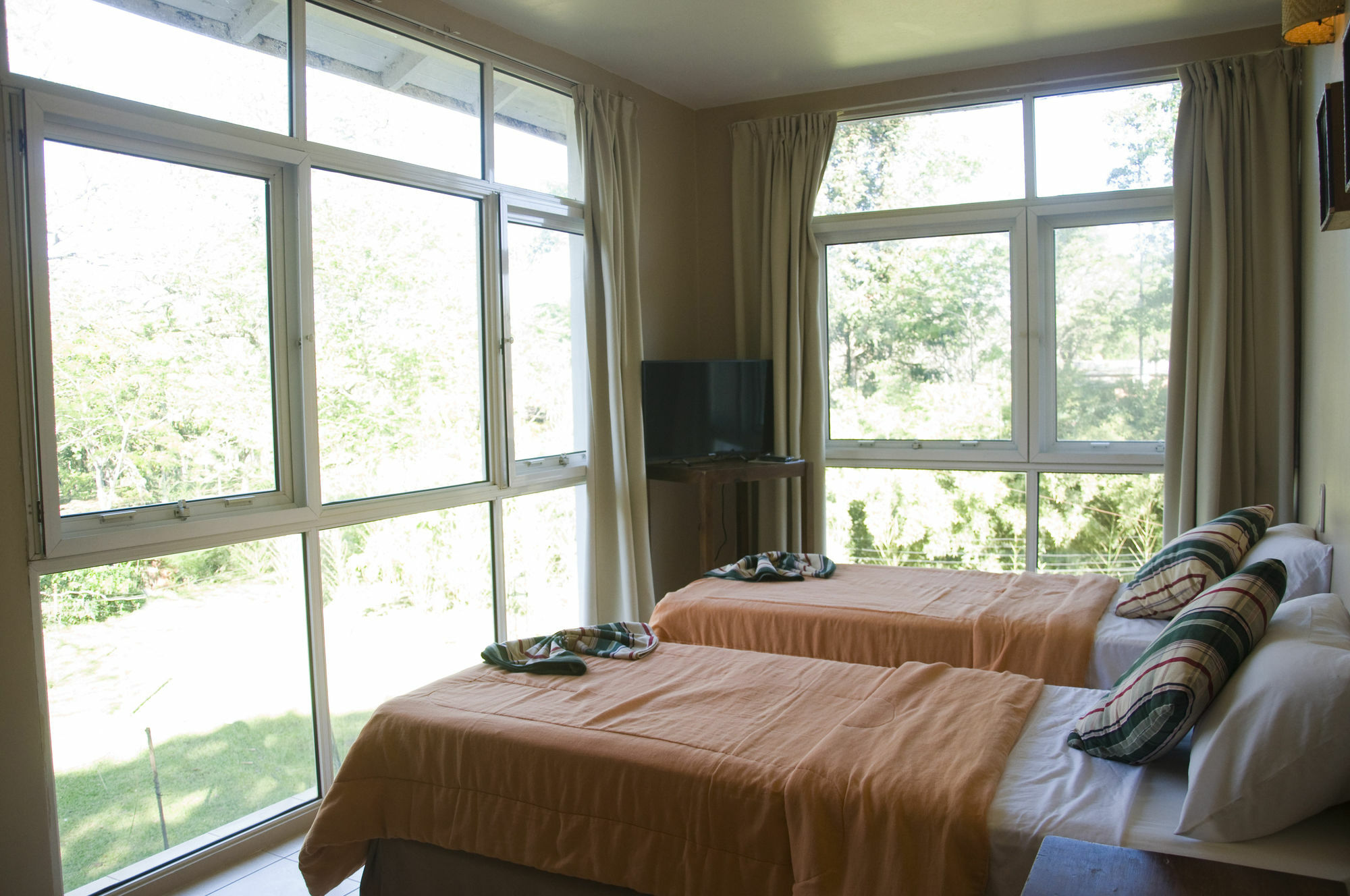 Tangoinn Club Iguazu Party Luxury Hostel 푸에르토이과수 외부 사진