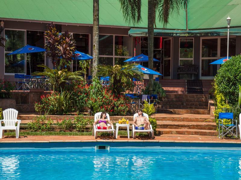 Tangoinn Club Iguazu Party Luxury Hostel 푸에르토이과수 외부 사진
